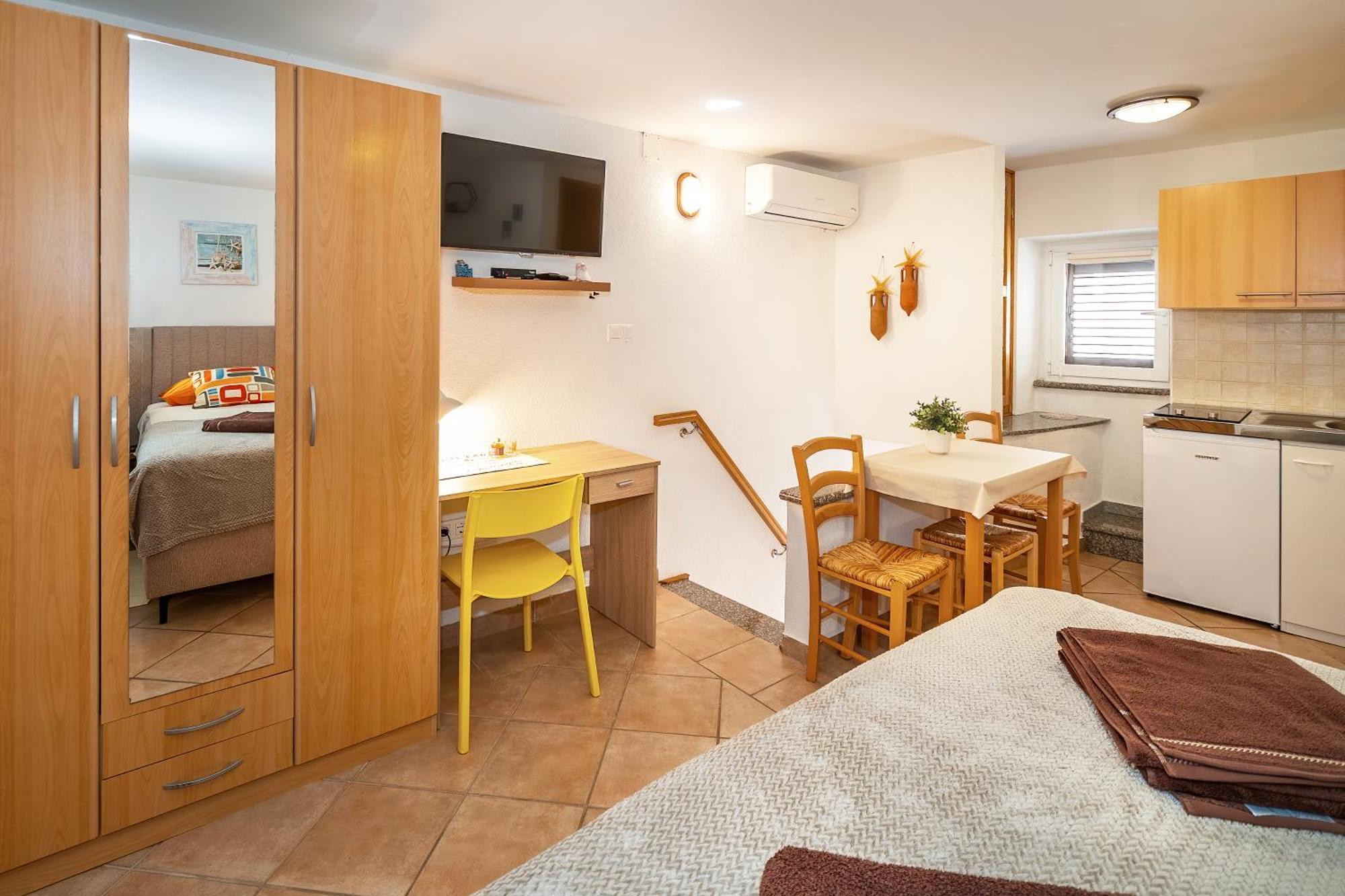 Studio Apartment Tea บัชกา ภายนอก รูปภาพ