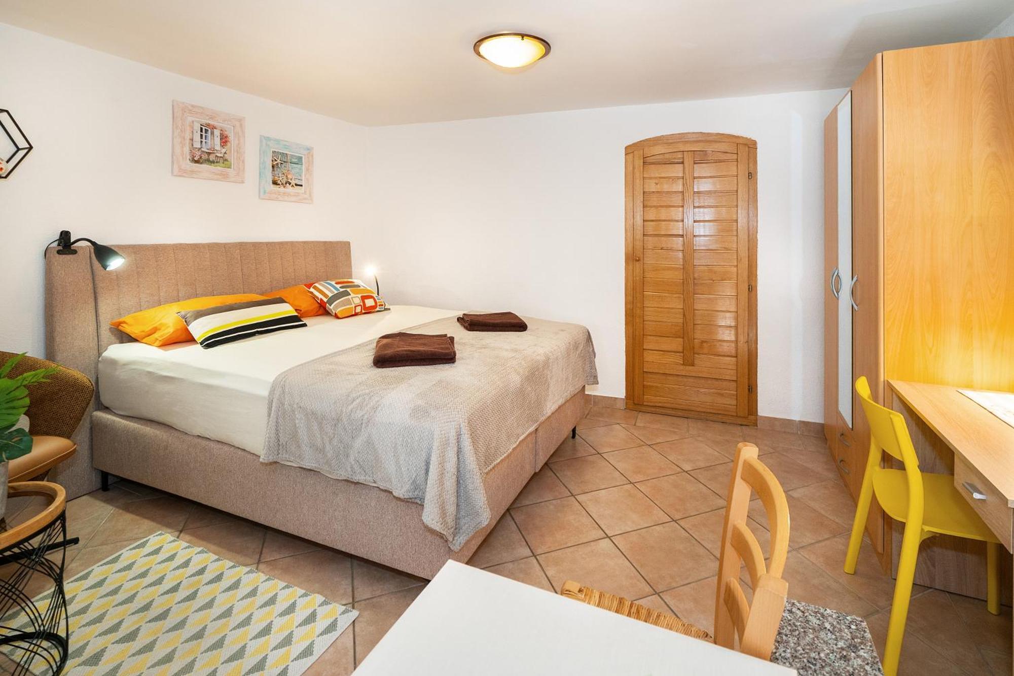 Studio Apartment Tea บัชกา ภายนอก รูปภาพ