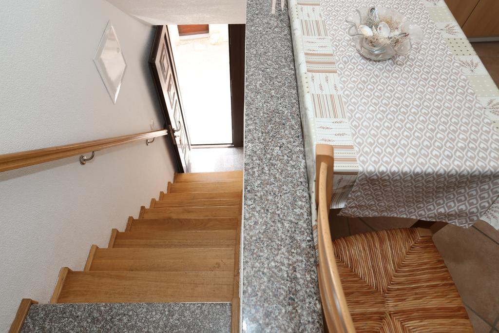 Studio Apartment Tea บัชกา ภายนอก รูปภาพ